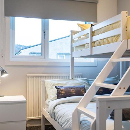 Lovely 3-Bedroom Flat With Free Parking 앨런다리 외부 사진